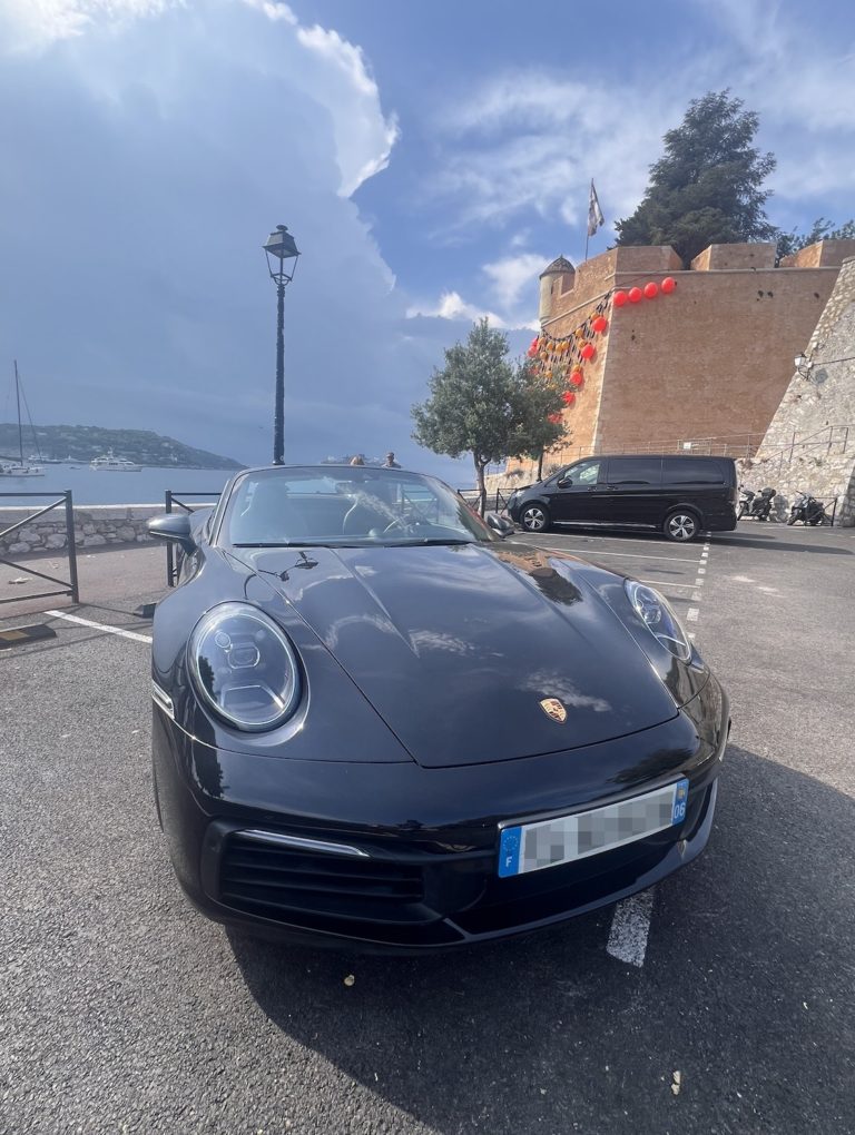 Porsche 911 Carrera S photo 1