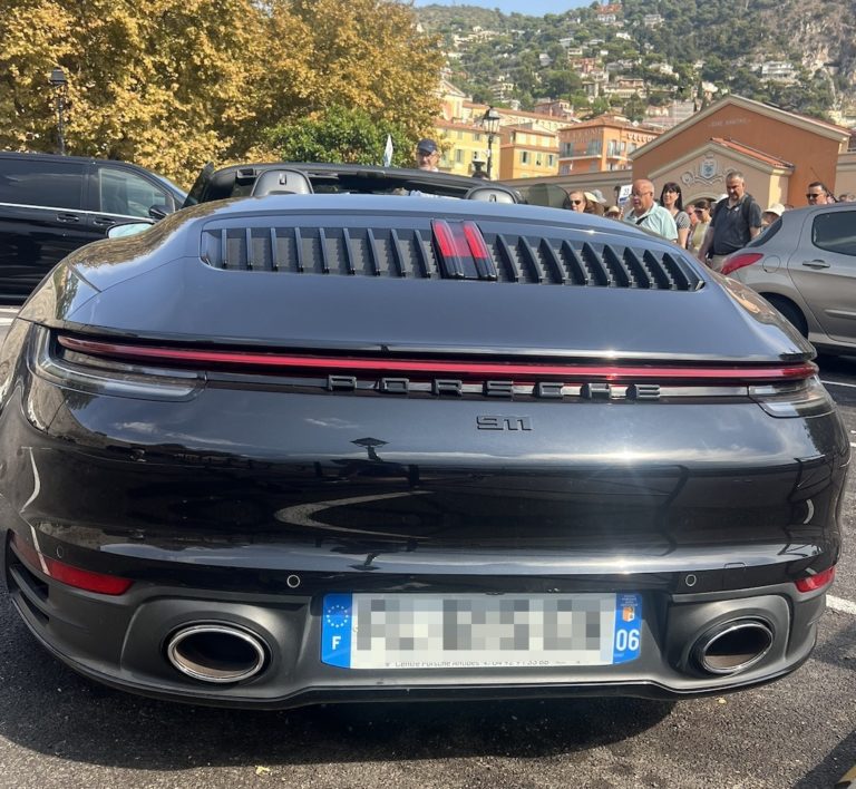Porsche 911 Carrera S photo 5